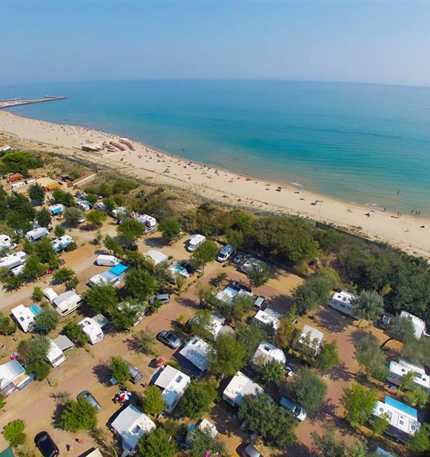 Camping-Stellplätze im Herault - Vermietung von Stellplätzen für Zelte, Wohnwagen und Wohnmobile – 3-Sterne-Campingplatz Beauregard Plage, in Marseillan Plage im Herault im Languedoc Roussillon